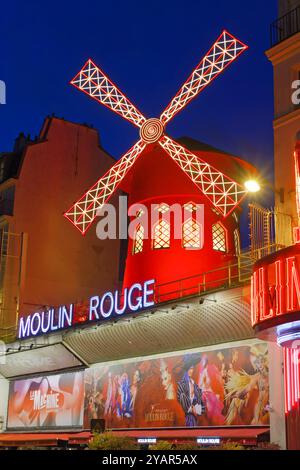 Paris, Frankreich. Oktober 2024. Das Kabarett Moulin Rouge am 11. Oktober 2024 in Pigalle, Paris, Frankreich. Quelle: Gerard Crossay/Alamy Stock Photo Stockfoto