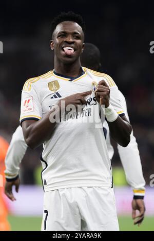 MADRID, SPANIEN - 11. NOVEMBER: Vinicius jr von Real Madrid feiert ein Tor während des Spiels La Liga 2023/24 zwischen Real Madrid und Valencia in Sant Stockfoto