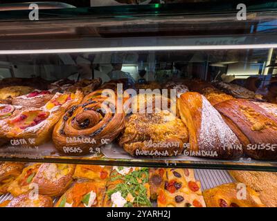 Gebäck, Croissants, Brötchen, Alma Nomad Bakery, Madrid, Spanien Stockfoto