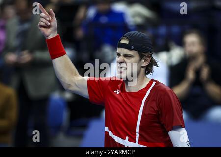 Antwerpen, Belgien. Oktober 2024. Der belgische Zizou Bergs feiert nach dem Sieg eines Tennisspiels in der Runde von 32 des Einzelwettbewerbs beim ATP European Open Tennis Turnier in Antwerpen am Dienstag, den 15. Oktober 2024. BELGA FOTO DAVID PINTENS Credit: Belga News Agency/Alamy Live News Stockfoto