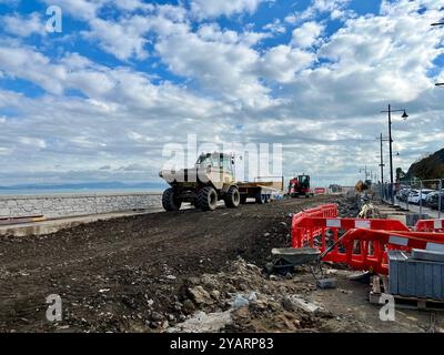 Die laufenden Bauarbeiten des Mumbles Coastal Protection Scheme. Murmeln. Swansea. Wales, Vereinigtes Königreich. Oktober 2024. Stockfoto