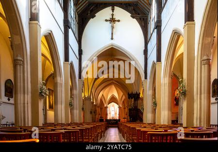 Cabourg, Colleville-sur-Mer, Frankreich, Innendekoration von Eglise Saint-Michel de Cabourg, nur Editorial. Stockfoto