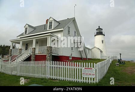 Das Haus des Wächters und der Leuchtturm von Pemaquid, Maine Stockfoto