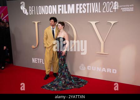 London, Großbritannien. Oktober 2024. James Norton und Thomasin McKenzie nehmen an der „Joy“ - Headline Gala während des 68. BFI London Film Festival in der Royal Festival Hall Teil. Quelle: SOPA Images Limited/Alamy Live News Stockfoto