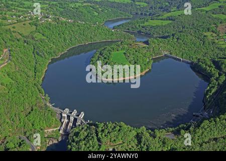 Frankreich, Département Indre, Eguzon-Chantôme, aus der Vogelperspektive auf den Fluss Creuse, Stausee Eguzon Stockfoto