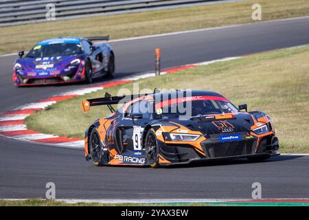 Peter Erceg / Marcus Clutton PB Racing von JMH Audi GT3 während des British Endurance Championship Rennens 2024 in Snetterton, Norfolk, UK Stockfoto