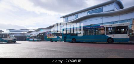 Wrexham Bus Station wurde 2003 eröffnet, North Wales, Großbritannien Stockfoto