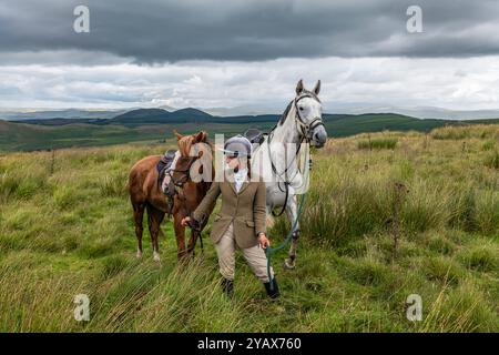 Jedburgh, Scottish Borders, Schottland, Vereinigtes Königreich. Juli 2024. Das Jethart Callants Festival auf ihrem Flaggschiff nach Redeswire, das heißt Stockfoto