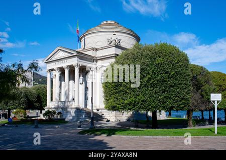 Europa Italien Italia Region Lombardei Stadt Como tempio Voltiano Museum und Gedenkstätte zu Ehren des Lebens des Elektrizitätspioniers Alessandro Volta Stockfoto