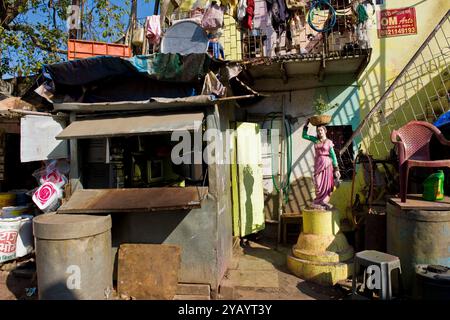 Armenviertel in der Nähe von Colaba, Mumbai, Indien Stockfoto