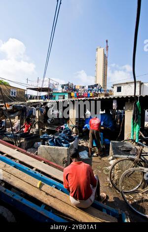 Wäscherei in Slum in der Nähe von Colaba, Mumbai, Indien Stockfoto