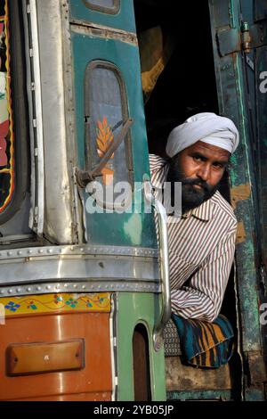 Indien, Punjab, Anandpur Sahib, lokalen Fahrer Stockfoto