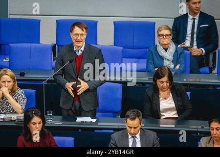 Berlin, Deutschland. Oktober 2024. Karl Lauterbach, Bundesgesundheitsminister, erfasste bei einer Regierungsbefragung in Berlin am 16. Oktober 2024. Quelle: dpa/Alamy Live News Stockfoto