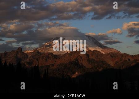 Vormittag am Chinook Pass Stockfoto