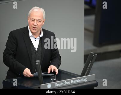 Berlin, Deutschland. Oktober 2024. Markus Töns (SPD) spricht während der Debatte nach der Regierungserklärung von Bundeskanzler Scholz im Bundestag zum EU-Rat. Quelle: Rabea Gruber/dpa/Alamy Live News Stockfoto