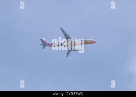 Chiangmai, Thailand - 25. Juli 2024: B-18101 Airbus A321 von China Airline. Fahren Sie vom Flughafen Chiangmai nach taipei Taiwan. Stockfoto