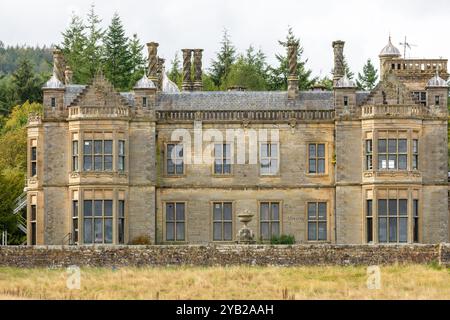 Falkland House School direkt vor dem Dorf Falkland, Fife, Schottland Stockfoto