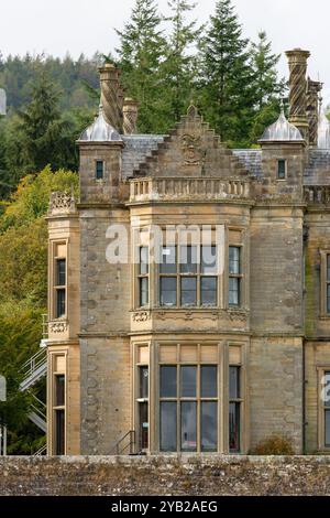 Falkland House School direkt vor dem Dorf Falkland, Fife, Schottland Stockfoto