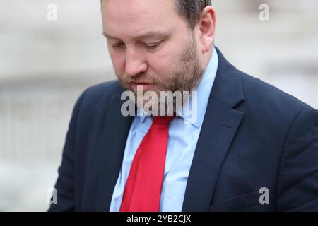 London, Vereinigtes Königreich. 15. Oktober 2024. Der schottische Staatssekretär Ian Murray kommt zur Kabinettssitzung in der Downing Street 10 an. Stockfoto