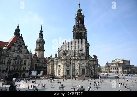 Dresden, Deutschland- 30. August 2024: Touristen im Zentrum der Stadt Dresden. Stockfoto