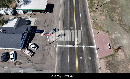 Blick auf den Mittelpunkt der Route 66 in Adrian, Texas von oben Stockfoto