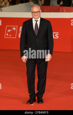 Rom, Italien. Oktober 2024. Roberto Gualtieri nimmt am roten Teppich der Eröffnungszeremonie des Rome Film fest 2024 im Auditorium Parco della Musica Teil. Quelle: SOPA Images Limited/Alamy Live News Stockfoto