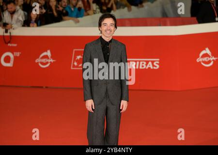 Rom, Italien. Oktober 2024. Diodato nimmt am roten Teppich der Eröffnungszeremonie des Rome Film fest 2024 im Auditorium Parco della Musica Teil. (Foto: Mario Cartelli/SOPA Images/SIPA USA) Credit: SIPA USA/Alamy Live News Stockfoto