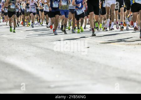 BMW Berlin Marathon. Mit 54 280 Finishern ist es das beliebteste Laufevent in Deutschland. Berlin, Deutschland, Europa Stockfoto