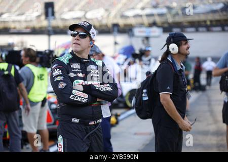 Brad Keselowski (6), Fahrer der NASCAR Cup-Serie, geht auf die Strecke, um für das Bass Pro Shops Night Race auf dem Bristol Motor Speedway in Bristo zu trainieren Stockfoto