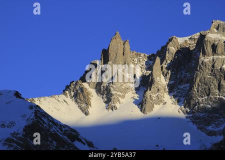 Sonnenuntergangsszene von der Elm aus gesehen, Schweizer Alpen Stockfoto