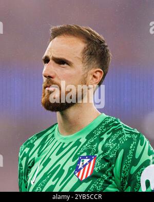 Lissabon, Portugal. Oktober 2024. Jan Oblak (Atletico de Madrid) wurde beim Spiel der UEFA Champions League zwischen Benfica und Atletico de Madrid im Estadio do Sport Lisboa e Benfica gesehen. Endergebnis: Benfica 4:0 Atletico de Madrid. (Foto: Maciej Rogowski/SOPA Images/SIPA USA) Credit: SIPA USA/Alamy Live News Stockfoto