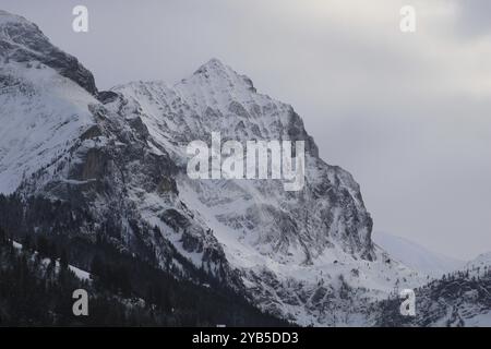 Arpelistock, Berg von Gsteig bei Gstaad aus gesehen Stockfoto