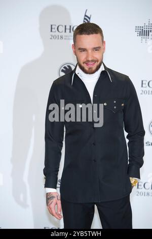 ARCHIVFOTO: Liam PAYNE starb im Alter von 31 Jahren. Liam PAYNE, Sänger, roter Teppich, roter Teppich Show, Ankunft, Ankunft, ECHO POP-Preisverleihung - Deutscher Musikpreis 2018 in der Messe Berlin, Palais am Funkturm, am 12. April 2018. ? Stockfoto