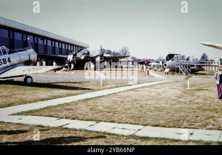 Das Southend Historic Aircraft Museum (SAM) wurde 1972 eröffnet. CASA 2,111, mittlerer Bomber abgeleitet vom Heinkel He 111 im Zentrum. Saab J-29f 29640 auf der rechten Seite. Das Museum wurde 1983 geschlossen Stockfoto