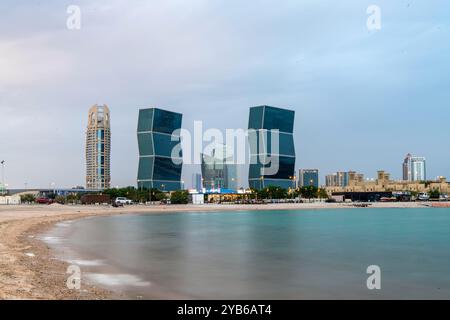 Lusail, Katar - 14. Oktober 2024: Mondrian Hotel Doha mit Zig Zag Tower Lusail Qatar Stockfoto