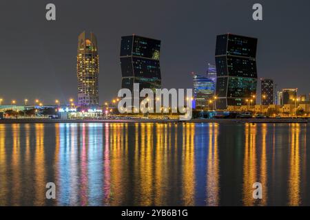 Lusail, Katar - 14. Oktober 2024: Mondrian Hotel Doha mit Zig Zag Tower Lusail Qatar Stockfoto