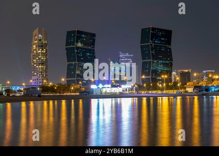 Lusail, Katar - 14. Oktober 2024: Mondrian Hotel Doha mit Zig Zag Tower Lusail Qatar Stockfoto