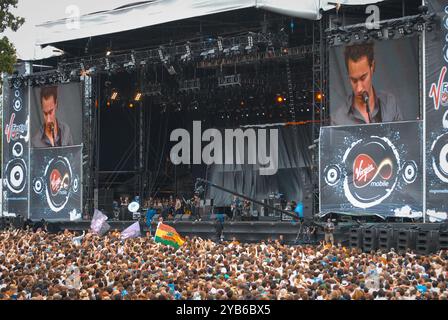 Fans sehen die Main Stage, V2007, Hylands Park, Chelmsford, Essex, Großbritannien - 18. August 2007 Stockfoto