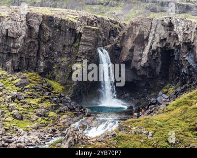 Wasserfall Folaldafoss, Öxi Mountain Road 939, East Fjords, Island Stockfoto