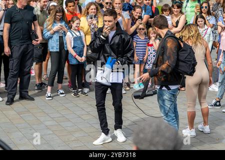 One Directions Liam Payne filmt 2017 ein Musikvideo am Londoner Trafalgar Square. Stockfoto