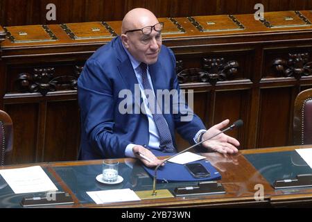 Italien, Rom, 17. Oktober 2024 : Abgeordnetenkammer Guido Crosetto, Verteidigungsminister, während der Kommunikation über den Angriff auf die UNIFIL im Libanon Foto © Stefano Carofei/Sintesi/Alamy Live News Stockfoto