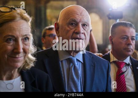 Neapel, Italien. Oktober 2024. Der Justizminister der Regierung Meloni, Carlo Nordio, in Neapel für die Konferenz rechtliche und soziale Szenarien geschlechtsspezifischer Gewalt: Von der Repression zur Wahrnehmung und Prävention des Phänomens Konferenz organisiert vom Berufungsgericht von Neapel und der Generalstaatsanwaltschaft Credit: Live Media Publishing Group/Alamy Live News Stockfoto