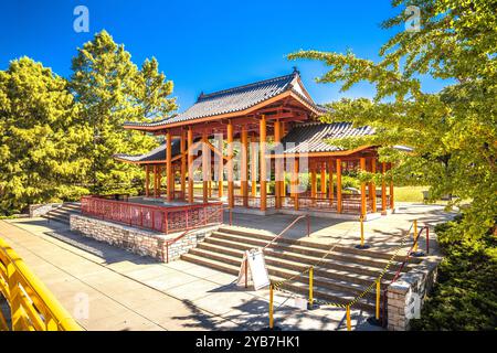 Chinatown Pagode mit Blick auf den Chicago River, Sate of Illinois, USA Stockfoto