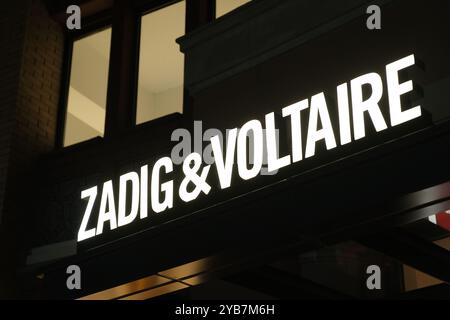 Suzhou, China-20. August 2023: Markenlogo des Zadig&Voltaire Store Stockfoto
