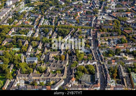 Luftbild, Siedlung Alfredshof Arbeitersiedlung der Firma Krupp, Ortsansicht Ortsteil Holsterhausen Wohngebiet Gemarkenstraße, hinten die Kath. Kirche St. Mariä Empfängnis, Holsterhausen, Essen, Ruhrgebiet, Nordrhein-Westfalen, Deutschland ACHTUNGxMINDESTHONORARx60xEURO *** Luftaufnahme, Alfredshof Arbeiterwohnheim der Firma Krupp, Ortsansicht Wohngebiet Holsterhausen Gemarkenstraße, hinter der katholischen Kirche St Mariä Empfängnis, Holsterhausen, Essen, Ruhrgebiet, Nordrhein-Westfalen, Deutschland ACHTUNGxMINDESTHONORARx60xEURO Stockfoto