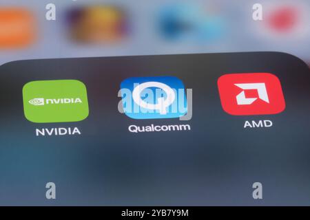 Shanghai, China, 12. Juli 2024: Qualcomm Incorporated, Nvidia Corporation, AMD. Verschiedene Markensymbole für Halbleiterhersteller Stockfoto