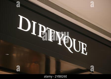 Shanghai, China-8. September 2024: Logo der Marke Diptyque Store Stockfoto