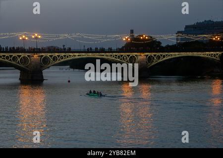 Das Velá de Santiago y Santa Ana in Triana, eine Sommerparty in Sevilla. Spanien Stockfoto