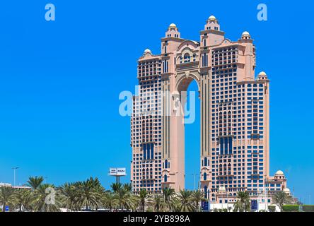 ABU DHABI - 20. SEPTEMBER: Außenansicht des Rixos Marina Hotels am 20. September. 2024 in den VAE Stockfoto