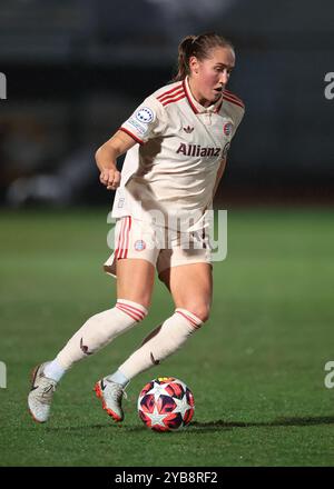 Biella, Italien. Oktober 2024. Sydney Lohmann aus Bayern München während des UEFA Women's Champions League Spiels im Stadio Comunale Vittorio Pozzo Lamarmora, Biella. Der Bildnachweis sollte lauten: Jonathan Moscrop/Sportimage Credit: Sportimage Ltd/Alamy Live News Stockfoto